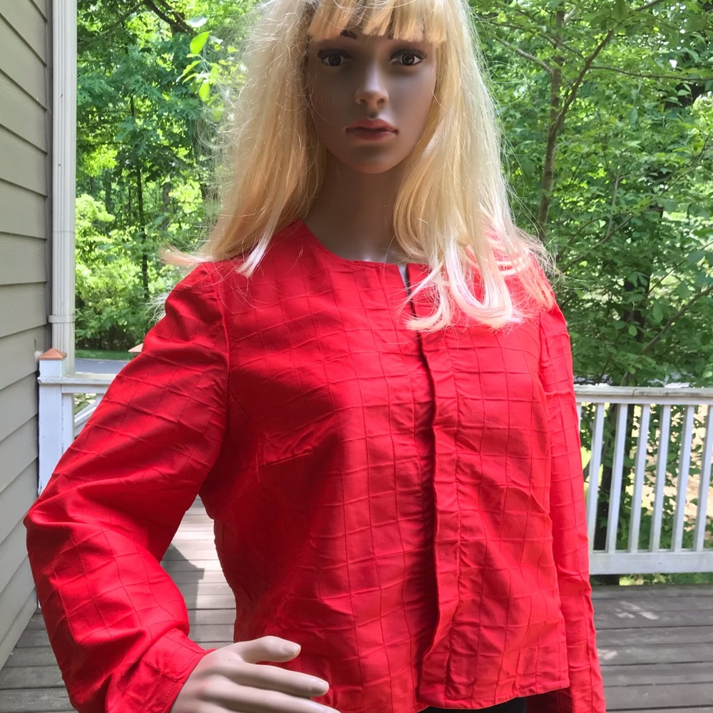 WOW! AUTHENTIC CHANEL BLAZER/ MINT CONDITION